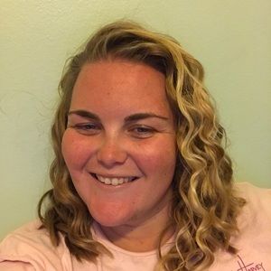 Meet your Posher, Allyson